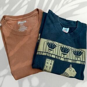 Diluth Trading Co. Relaxed Fit + Fruit of the Loom Egypt Men's T-Shirt Lot of 2